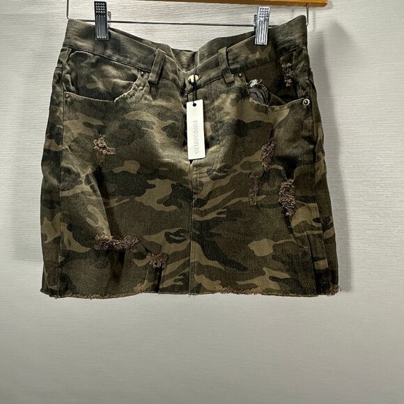 Olivaceous Pencil Skirt Womens Medium Camouflage Cotton Denim Button Fly NEW - Picture 1 of 8